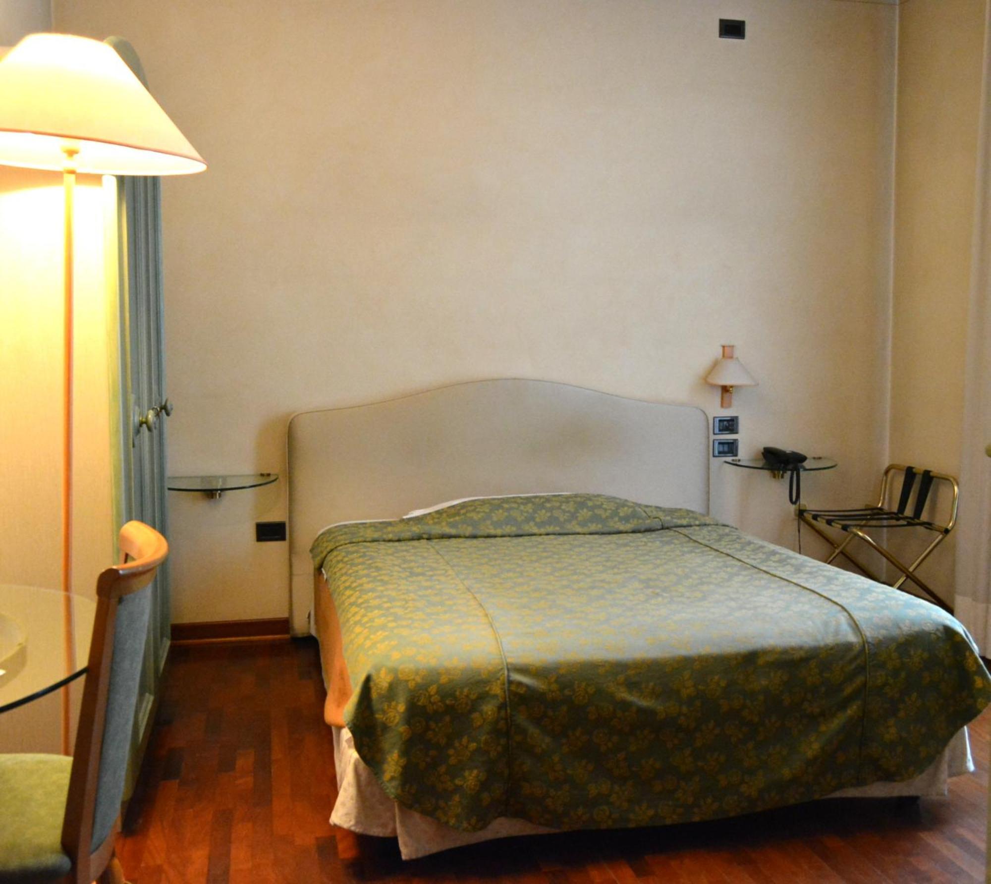 Hotel La Torre Torreglia Exteriör bild